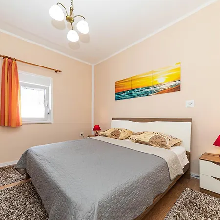 Oasis Apartamento Kaštela